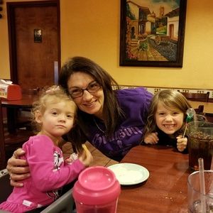 Meet your Posher, Marian